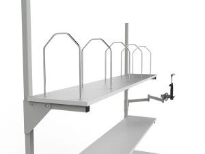 Stół do kompletacji SPR z uchwytem na tablet półkami i szufladą