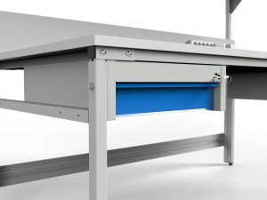 Stół monterski z regulacją wysokości i zestawem akcesoriów