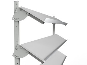 Stół roboczy z trzema półkami uchylnymi SMP